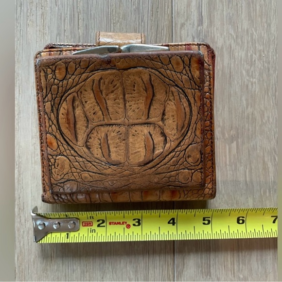 💛Brahmin Wallet💛 - Picture 5 of 11